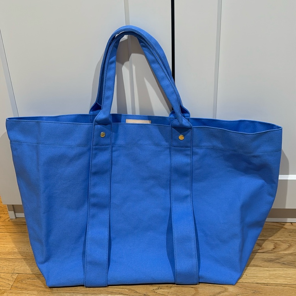 CLARE V Giant Tropezienne